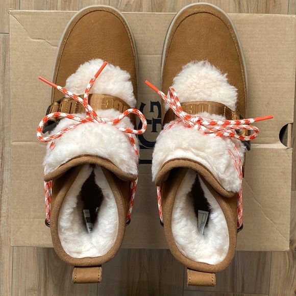 NIB✨UGG® Classic Waterproof Hiker Boot Chestnut Leather Sz 7 - Picture 14 of 16